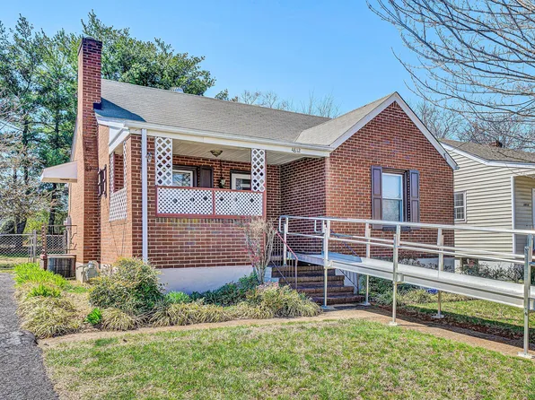 4812 Delray St NW, Roanoke, VA 24012