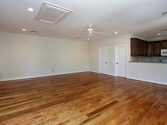 5th image of 1902 Elmen St #A