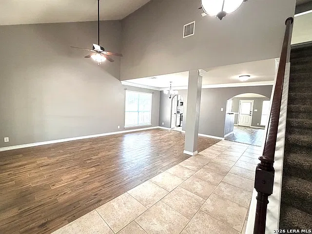 3 bed, 2.5 bath, 2184 sqft, $1,895 — Photo 3
