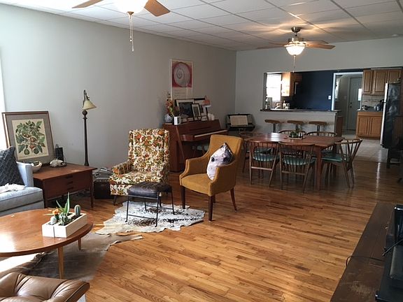 4th image of 111 W Saint Louis St