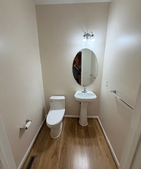 319 S Parkway Dr — Photo 28