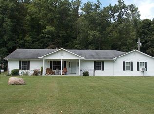283 Dog Trot Rd, Frenchburg, KY 40322