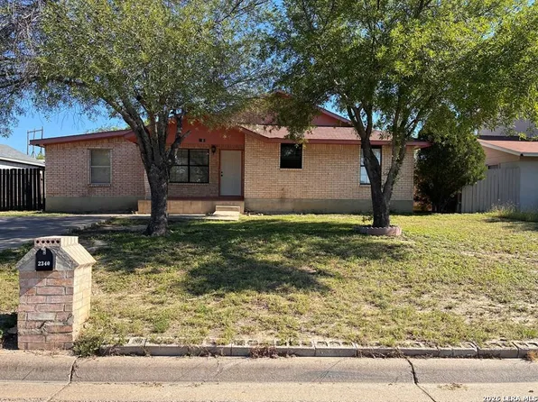 2340 Royal Park, Eagle Pass, TX 78852