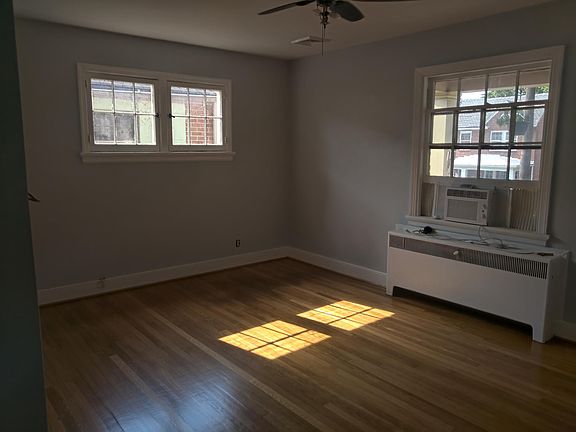 4th image of 3116 1/2 Park Ave