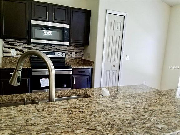 5th image of 3136 Verbena Dr