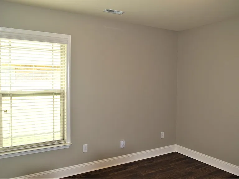 5021 Montauk Trl SE — Photo 6