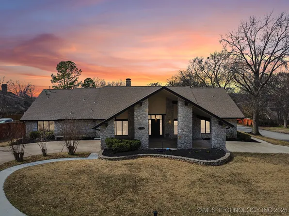 7404 S Birmingham Ct, Tulsa, OK 74136