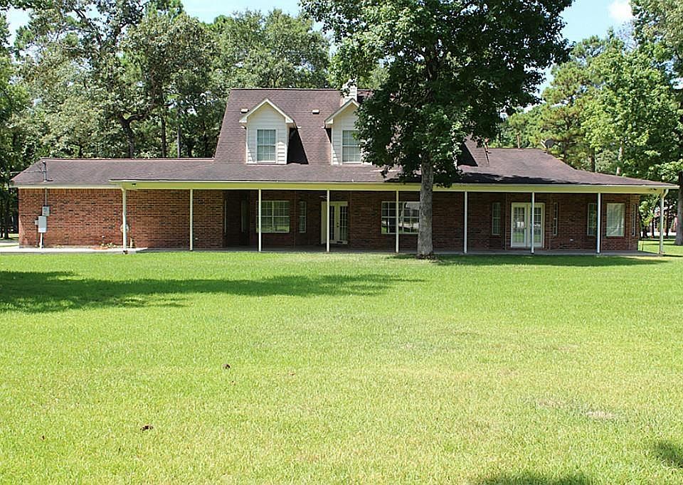 1st image of 33302 Buckshot Ln