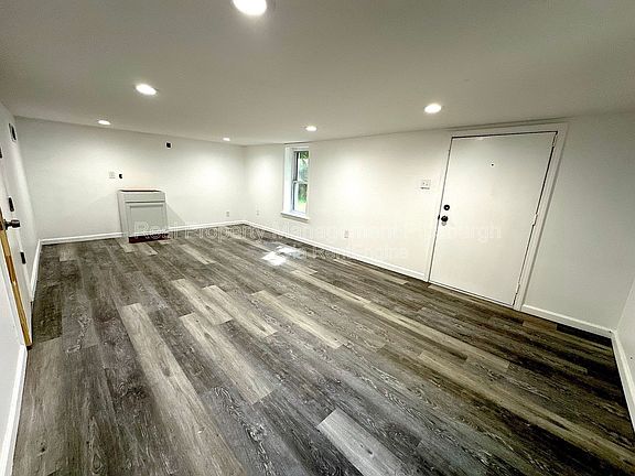 5th image of 6184 Poketa Rd