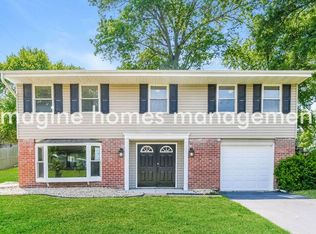 803 Bordeaux Ct, Ballwin, MO
