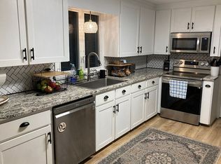374 Allen Dr, Wadsworth, OH 44281
