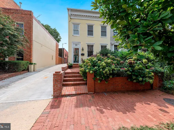 315 Constitution Ave NE, Washington, DC 20002