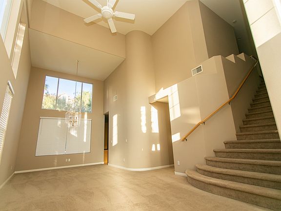 3rd image of 3039 Sabine Hill Ave