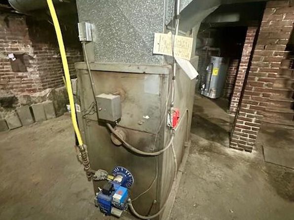 lewiston-maine-448098758 picture