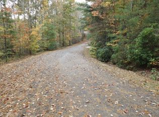 116 Fireside Ln, Pickens, SC 29671