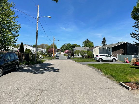 5th image of 78 Highland Ave