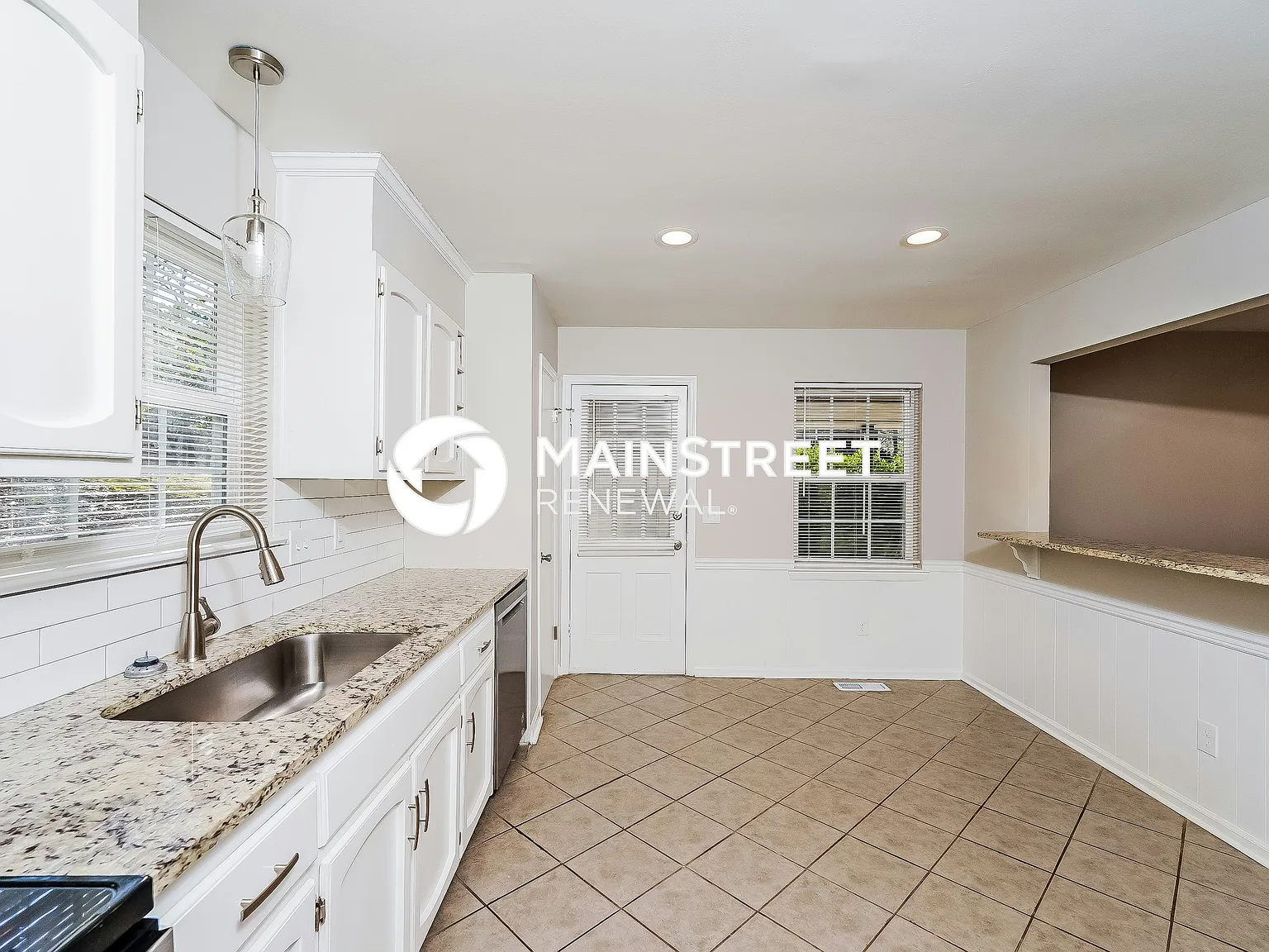 1405 Highland Drive — Photo 4