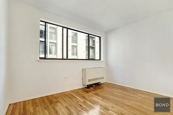 Rented by Bond New York | media 14