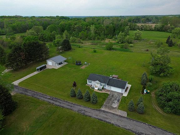 2nd image of 29681 Rogan Rd