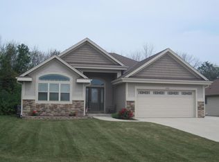 3980 W Kimberly Ave, Milwaukee, WI 53221