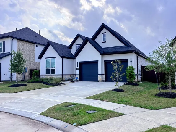 10210 Bison Dr, Iowa Colony, TX 77583