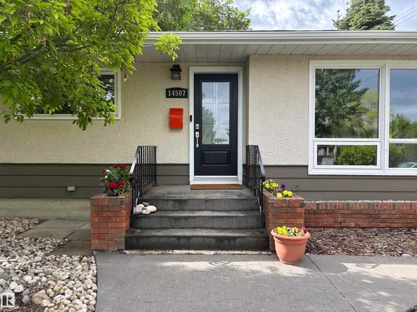 14507 88th Ave NW, Edmonton, AB T5R 4J7