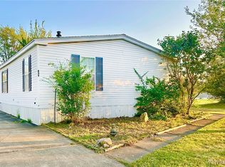 839 Thomas Ln, Angola, NY 14006