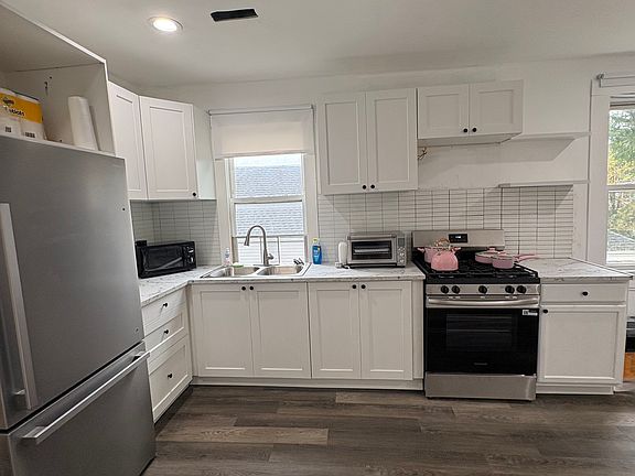 2nd image of 2139 N Karlov Ave #3