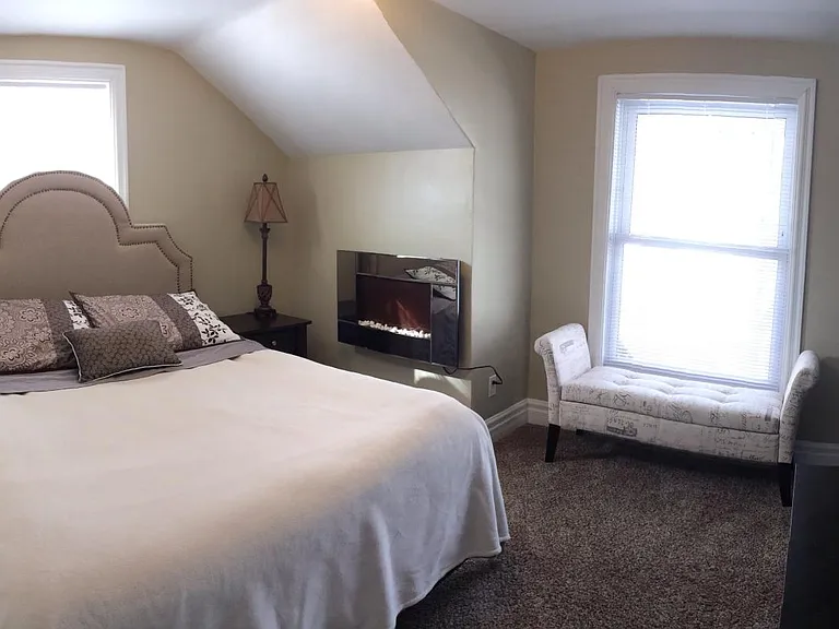 223 Phillips Pl — Photo 13