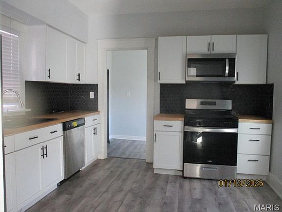 3rd image of 20 S 17th St
