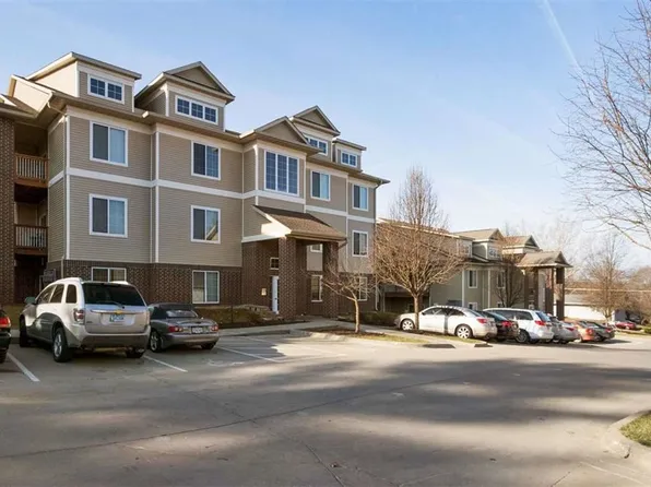 1848 W Benton St Unit 201, Iowa City, IA 52246