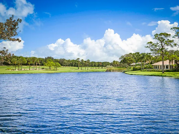 5611 SE Foxcross Place #5611, Stuart, FL 34997