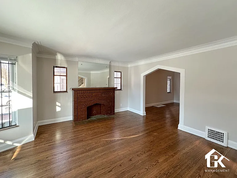 16182 Greenlawn St — Photo 4