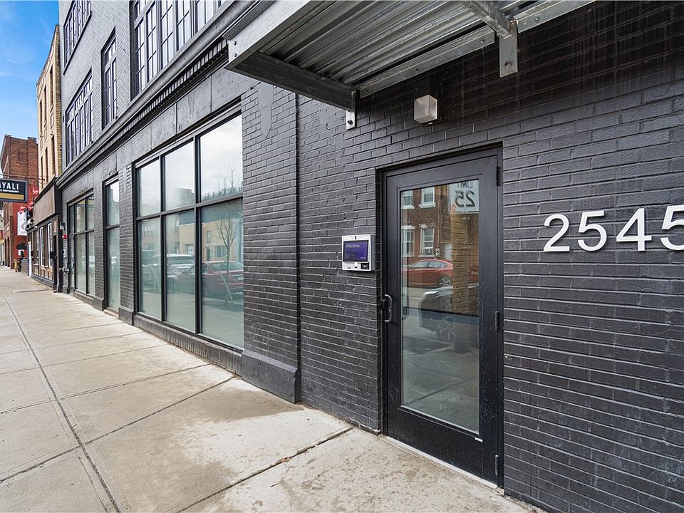 1st image of 2545 Penn Ave Unit 208