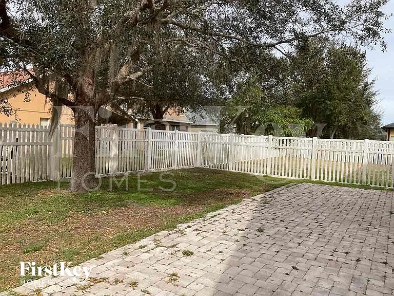 14140 Sapphire Bay Cir — Photo 18