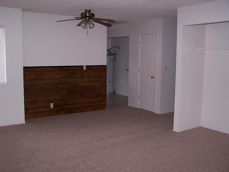 2nd image of 710 Willow St #435