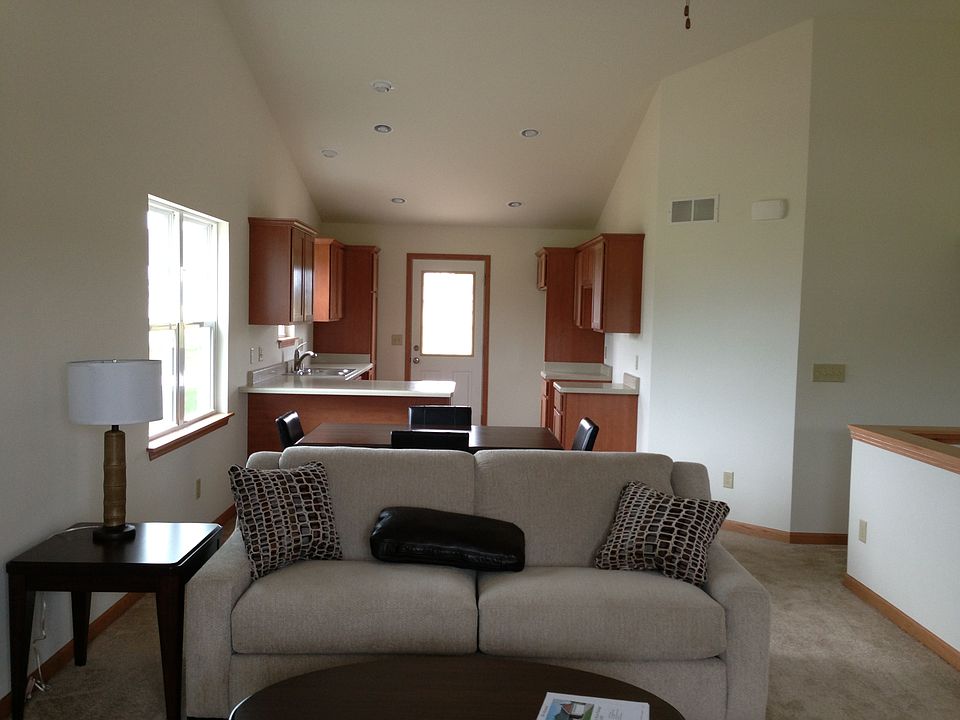2nd image of 1820 Shyanne Ct