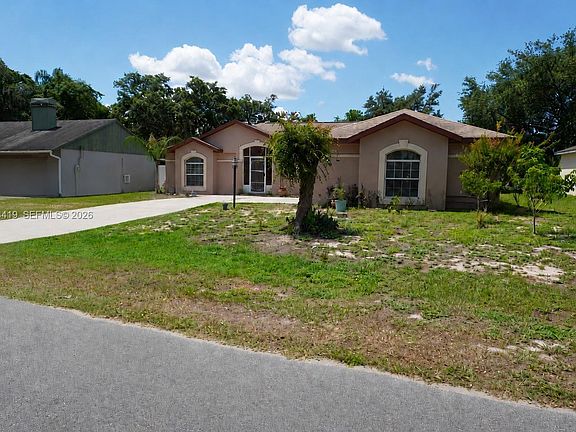 3rd image of 11130 Fountain Lakes Blvd