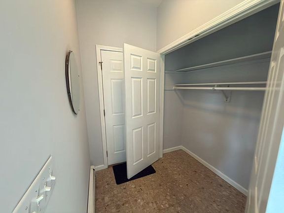 5th image of 7 Colony Rd #A