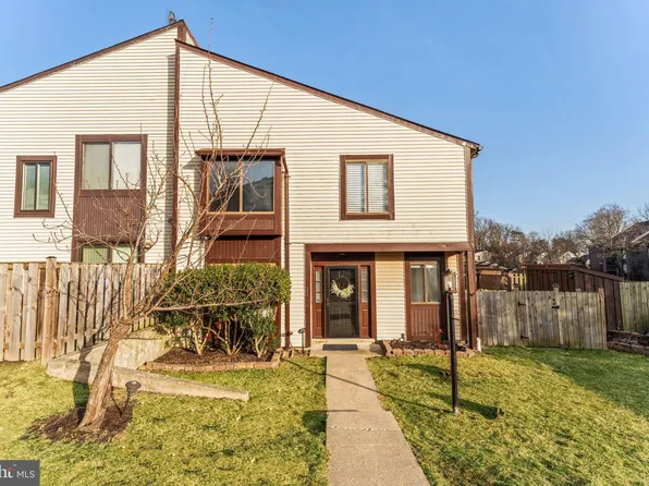 15811 Deer Creek Ct, Laurel, MD 20707