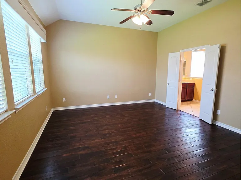 228 Dove Hl — Photo 8