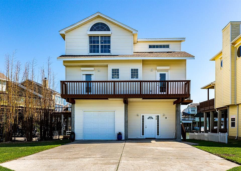 Gorgeous home with great curb appeal.