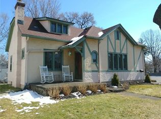 146 Renouf Dr, Rochester, NY 14624