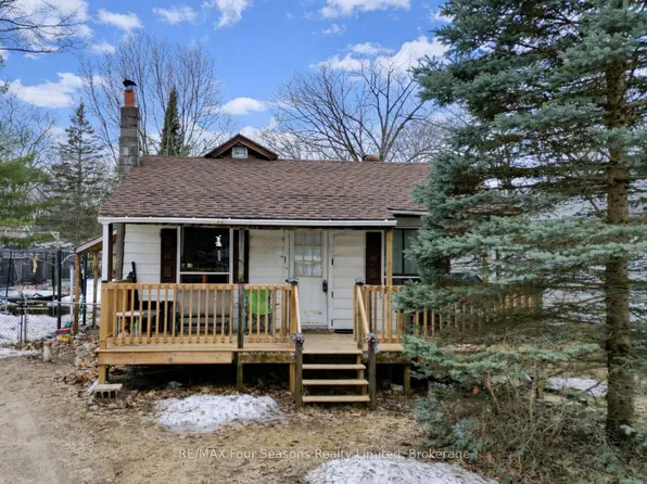 196 Melrose Ave, Wasaga Beach, ON L9Z 2T1