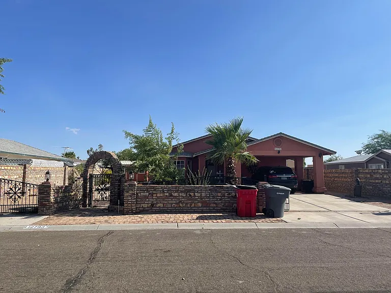 12793 E 45th Dr — Photo 2