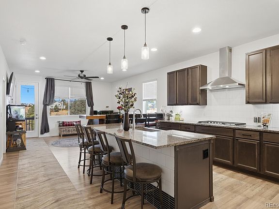 5th image of 771 Bishop Pine Way