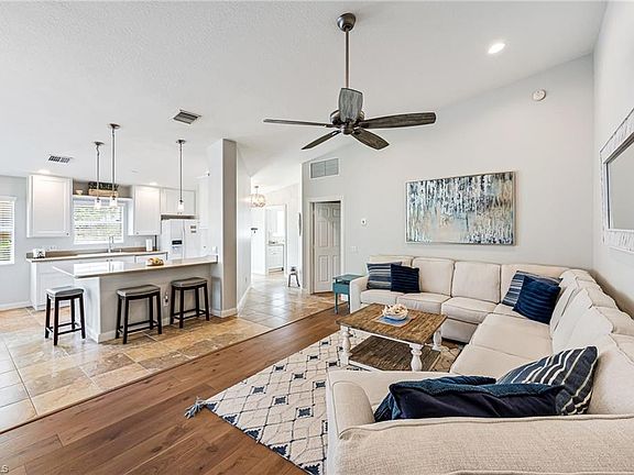 5th image of 15437 Orlanda DR