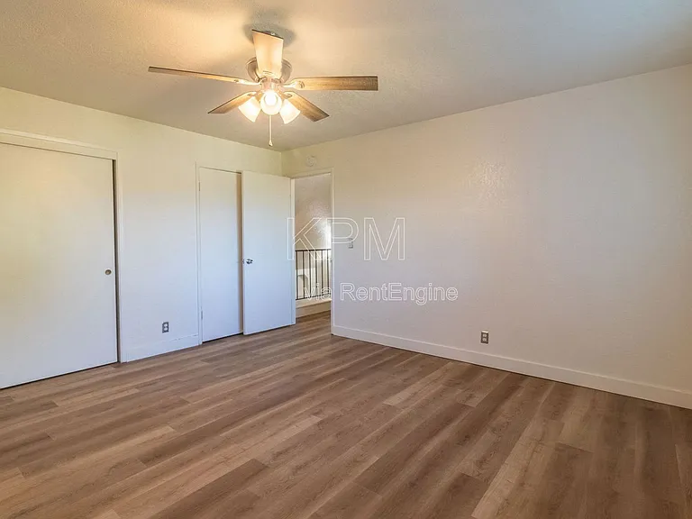 2828 Smoke Tree Cir — Photo 32