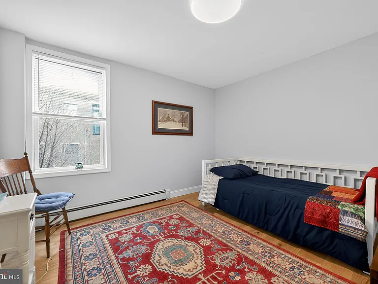 2100 E Dauphin St — Photo 19