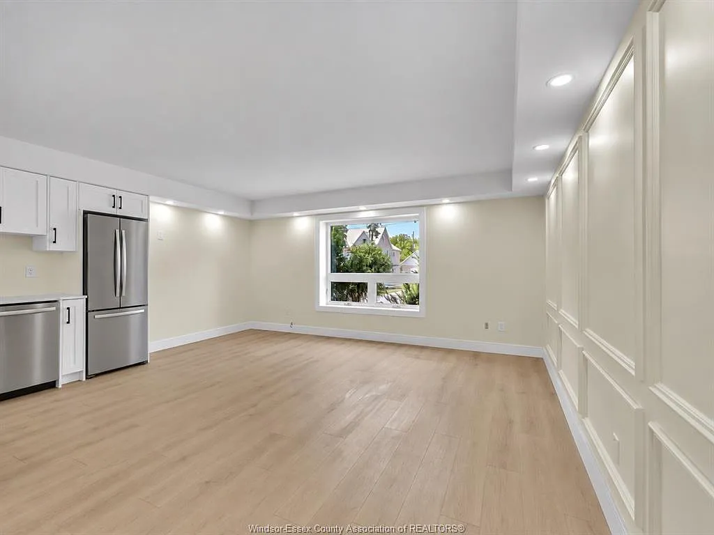 670 Cameron Ave — Photo 2